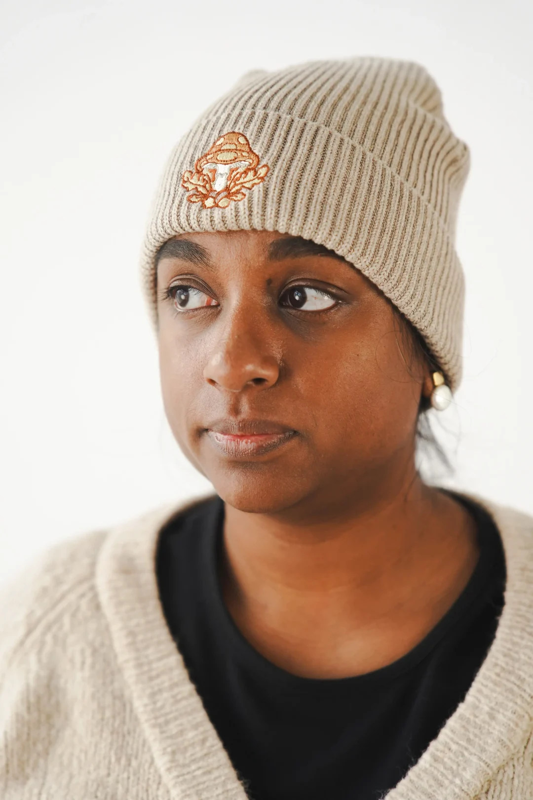 Reena Shop habla por ti – Gorro seta marrón